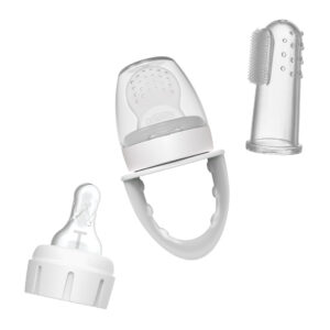Overzicht van verschillende voedingshulpmiddelen van Dr. Brown, ook gekend als dr brown, waaronder een new born transition speen voor een babyfles standaardfles, een silicone feeder en een vingertandenborstel. Deze producten maken deel uit van een uitbreiding samplepakket logopedie en ondersteunen baby’s bij voeden, mondontwikkeling en de overgang van borstvoeding naar voeden met een babyfles.