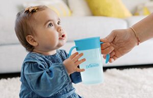 Hoeveel drinkt mijn baby gemiddeld per dag, naast melkvoeding?